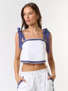LaLavon White Linen Crop Top with Navy Tie Straps size Medium
